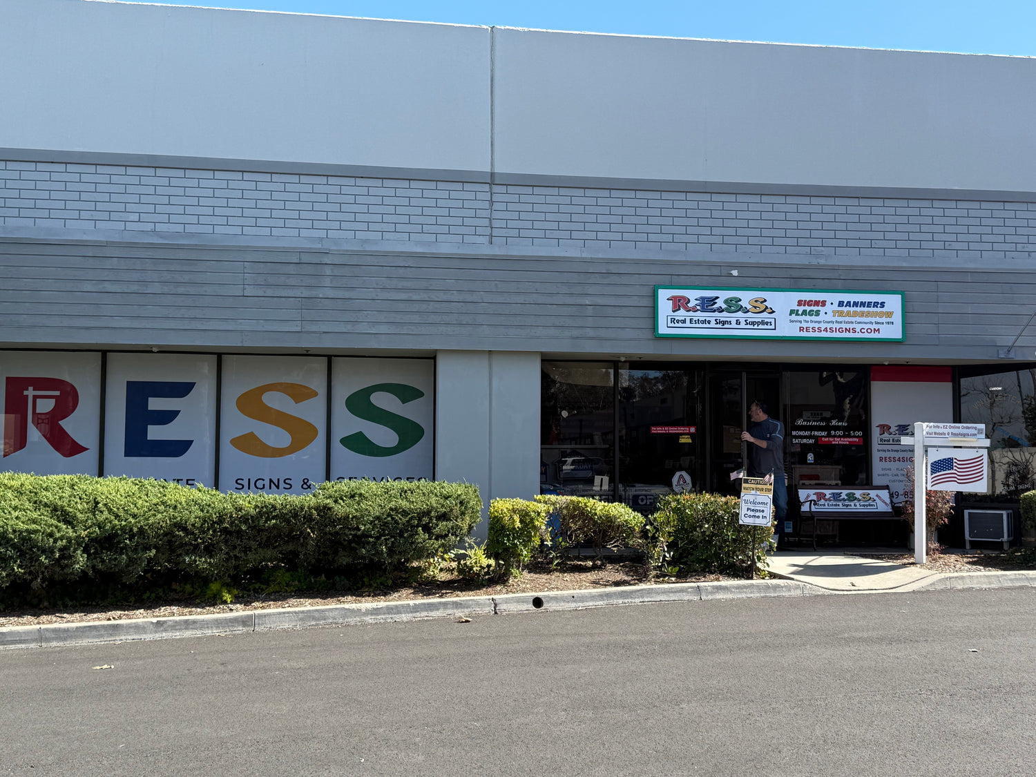 R.E.S.S. - Real Estate Signs & Services